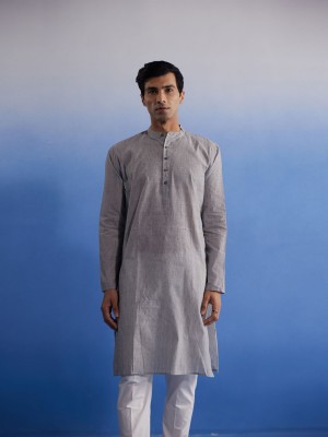 VASTRAMAY Men Solid Straight Kurta(Grey)