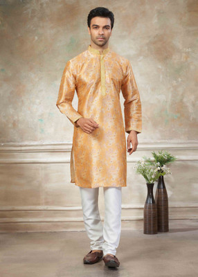 Outluk Men Printed Straight Kurta(Orange)