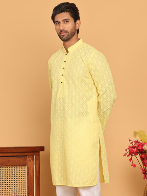 Jompers Men Embroidered Straight Kurta(Yellow)