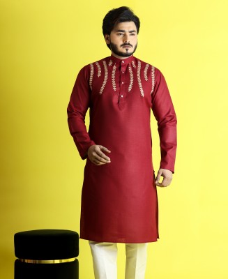 Tibra Collection Men Embroidered Straight Kurta(Maroon)