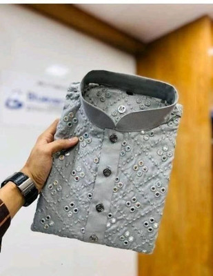 SR Fashion Men Embroidered Straight Kurta(Grey)