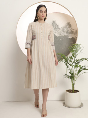 Span Women Self Design, Printed A-line Kurta(White)