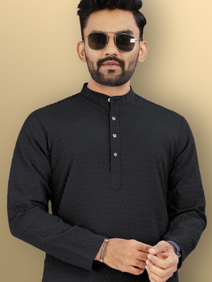 VeBNoR Men Solid Straight Kurta(Black)