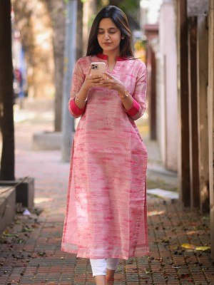 Sun Fashion And Lifestyle Women Printed Straight Kurta(Pink)