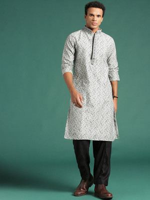 Sangria Men Geometric Print Straight Kurta(Grey)