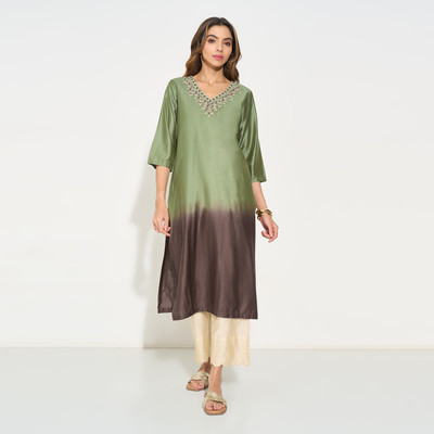 Rangmanch by Pantaloons Women Embroidered A-line Kurta(Green)