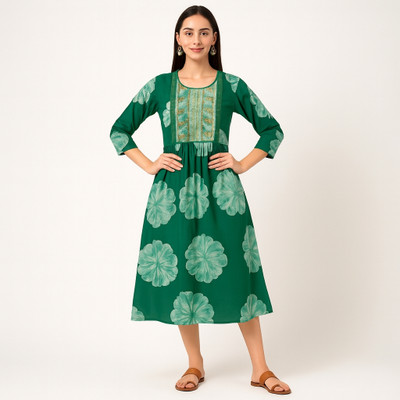 SELLARO Women Printed A-line Kurta(Green)