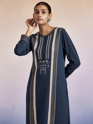 Jaipur Kurti Women Self Design Straight Kurta(Blue)