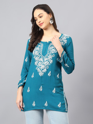 ak fashion mall Women Chikan Embroidery Straight Kurta(Blue)