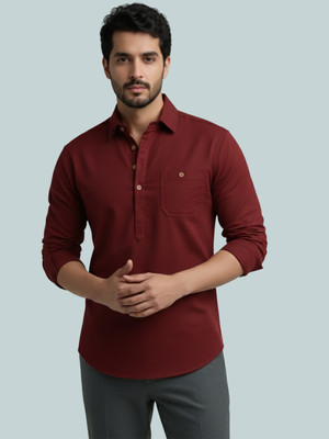Vashuqi Men Solid A-line Kurta(Maroon)