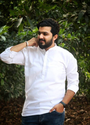 HouseOfCommon Men Solid Pathani Kurta(White)