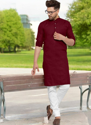 Anuj Fashion Men Solid Straight Kurta(Maroon)