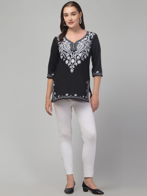 DIAMOND RUBY Women Embroidered Straight Kurta(Black)