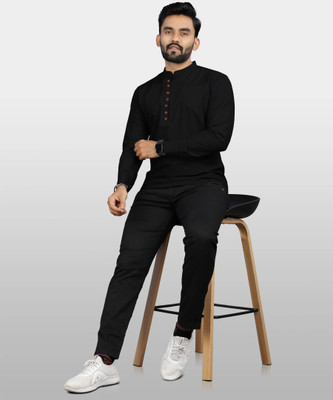 JAGRUTIFASHOIN Men Solid Straight Kurta(Black)