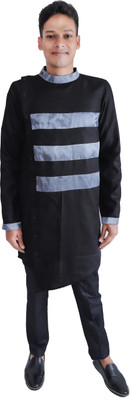 DRESSED UP DIVAS Men Striped Straight Kurta(Black, Grey)