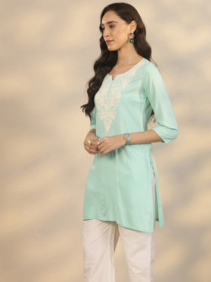 LIBAS Women Embroidered Straight Kurta(Green)