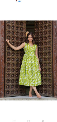 ZenaFashion Women Embroidered Gown Kurta(Light Green)