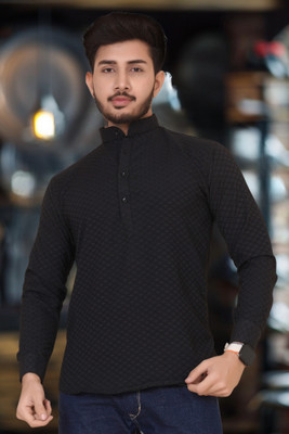 SHOOLIN Men Self Design Straight Kurta(Black)