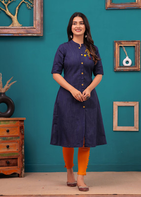 EMPIRE STYLE Women Embroidered Frontslit Kurta(Multicolor)