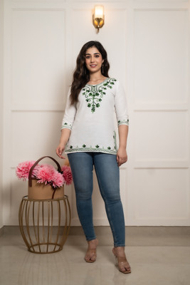 Andheriyas Collection Women Embroidered Straight Kurta(White)