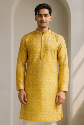 JUGG JUGG JEEYO Men Self Design Straight Kurta(Yellow)