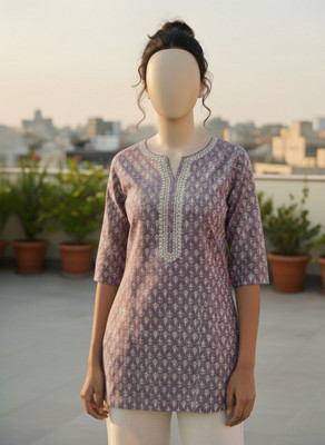 AKNC Women Printed Straight Kurta(Purple)