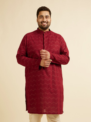 MANYAVAR Men Self Design Straight Kurta(Maroon)