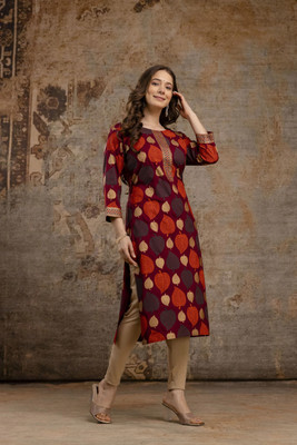 PURSHOTTAM WALA Women Floral Print Straight Kurta(Maroon)