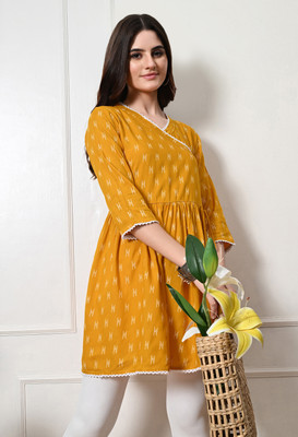 Glowworld Women Printed A-line Kurta(Yellow)