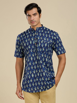 Rajubhai Hargovindas Men Floral Print Straight Kurta(Blue)