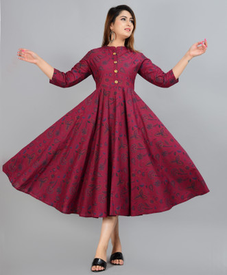 METAFAB Women Printed Flared Kurta(Maroon)