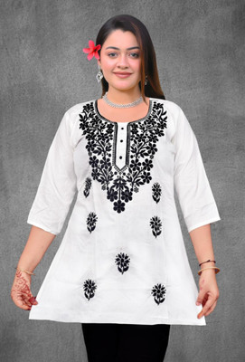Asifana Enterprises Women Embroidered A-line Kurta(White)