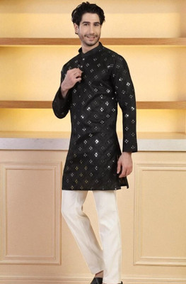 HOODLER Men Embroidered Straight Kurta(Black)