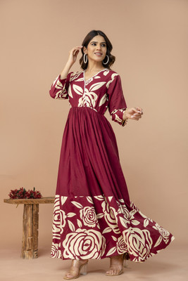 Dressar Women Printed Flared Kurta(Maroon)
