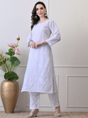 Chikirpolo Women Chikan Embroidery Straight Kurta(White)