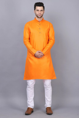 ART CURTAIN Men Solid Straight Kurta(Orange)