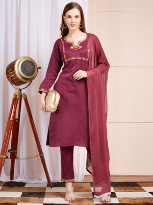 YaFex Women Embroidered Straight Kurta(Maroon)