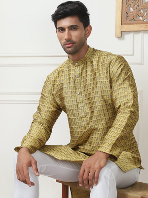 ANOUK Men Printed Straight Kurta(Yellow)