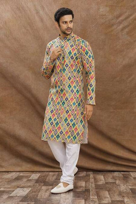 PINK WISH Men Printed Straight Kurta(Multicolor)