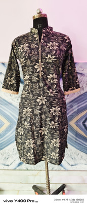 saqib Women Floral Print, Printed, Striped A-line Kurta(Black)