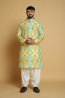 VISHESTA Men Floral Print Straight Kurta(Multicolor)
