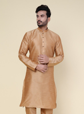W & G Men Solid Straight Kurta(Gold)