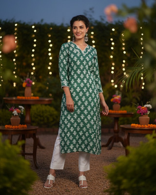 maaesa Women Printed Straight Kurta(Green)