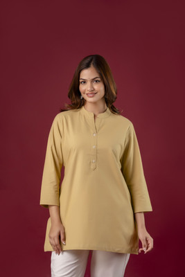 Anmi Solid Women Straight Kurta(Beige)