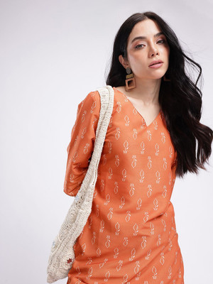 Anouk Rustic Women Floral Print Straight Kurta(Orange)