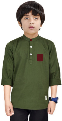 MADE IN THE SHADE Boys Solid Straight Kurta(Dark Blue)