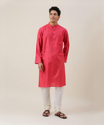 Fabindia Men Solid Straight Kurta(Red)