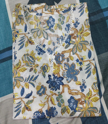Prakriti bloom Girls Self Design, Floral Print A-line Kurta(Multicolor)
