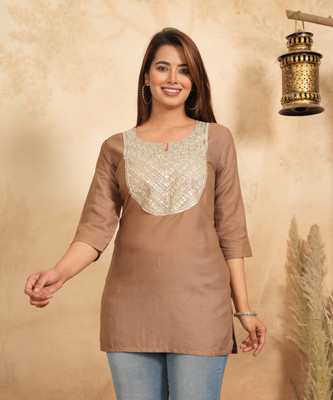 Siyako Women Embroidered Straight Kurta(Beige)