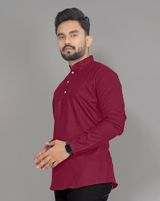 ETHNICSUTRA Men Solid Straight Kurta(Maroon)
